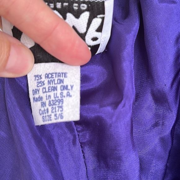 Purple velvet dress - Picture 5 of 5